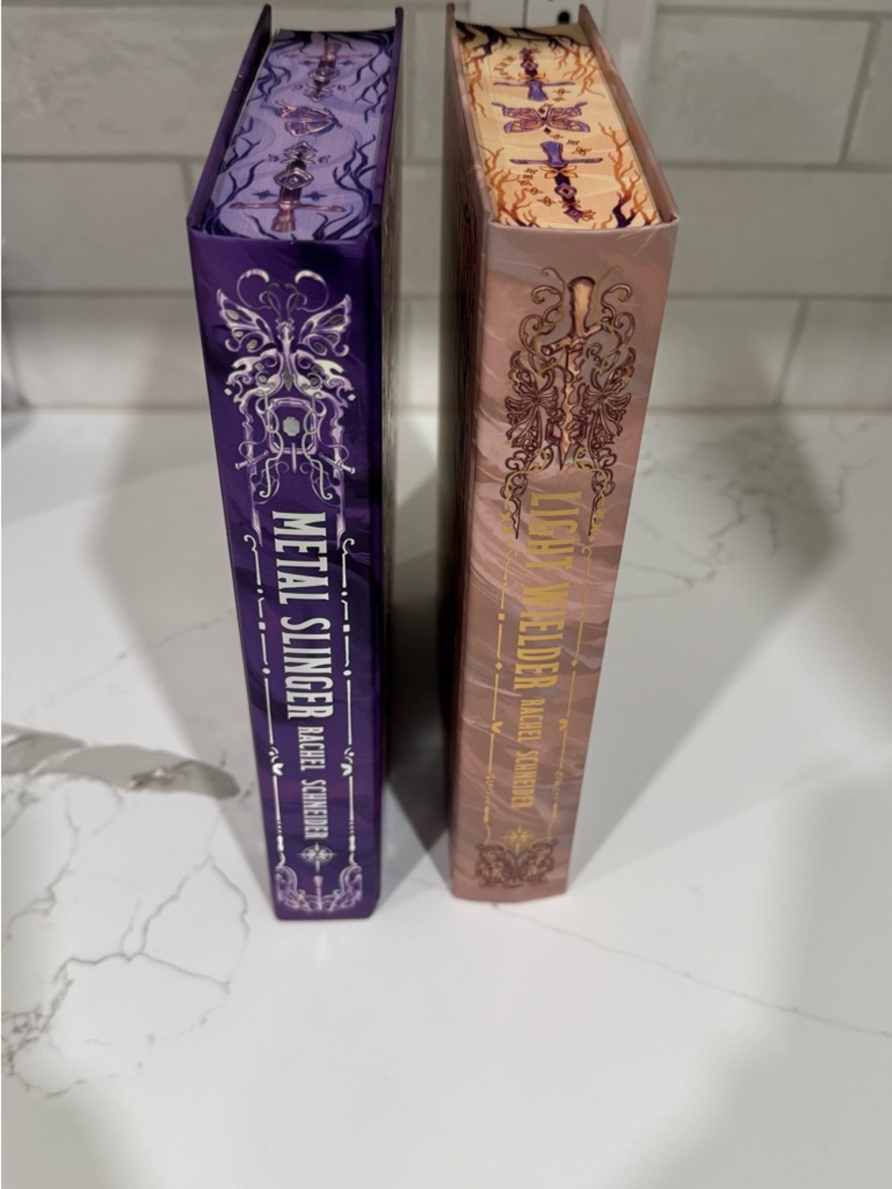 Fairyloot Metal Slinger & Light Wielder Set